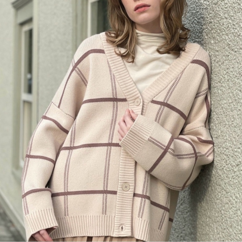 OAK + FORT Beige Plaid Cardigan